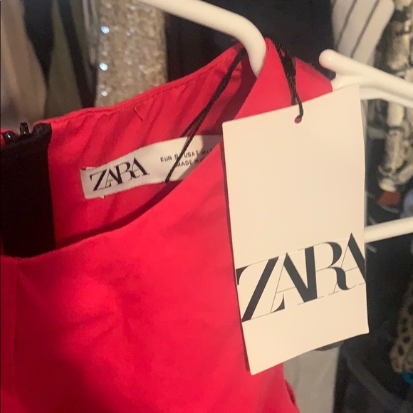 Flowy Zara top - Picture 2 of 2